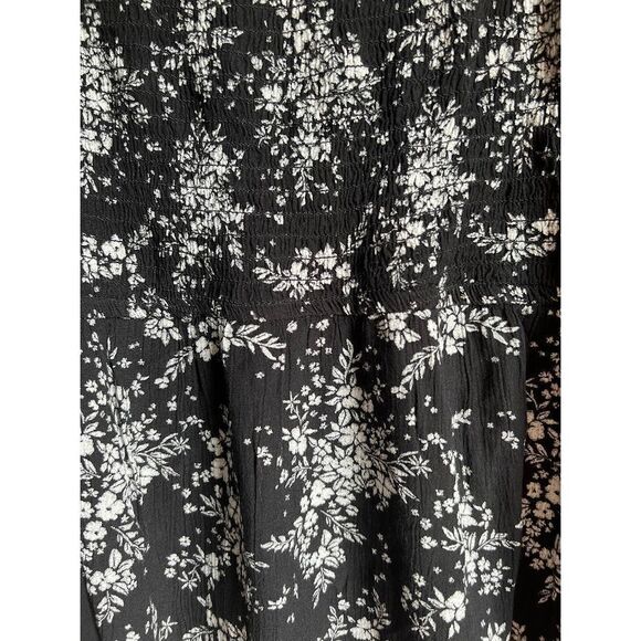 Sonoma Womens Maternity XXL‎ Elastic Smocked Blouse Black Floral Print Wide Neck - Picture 5 of 6